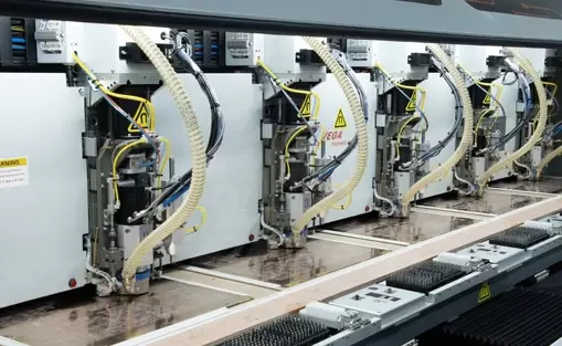 Att välja rätt kretskortstillverkare: En omfattande guide för elektronikföretag