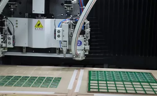 Bemästra kretskortsdesign, tillverkning och innovation: En omfattande guide av SprintPCB-experter